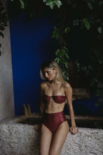 Load image into Gallery viewer, recycled swimwear top pantellaria rouge
