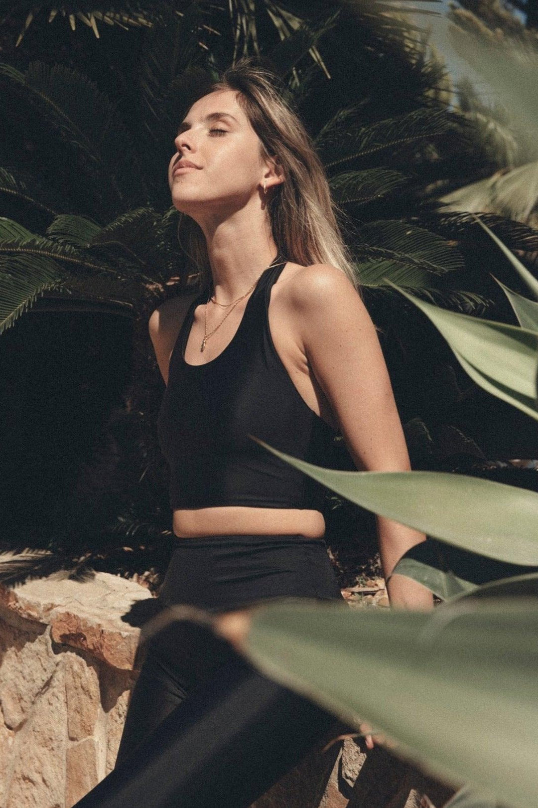 sustainable athleisure cleo top black - Rocca Club